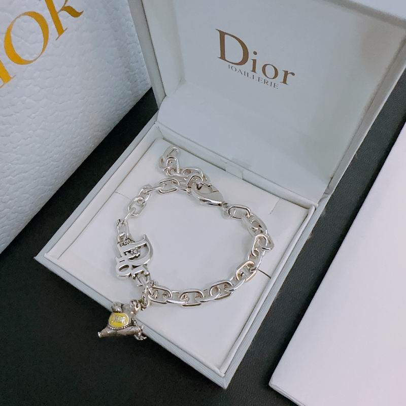 Dior Bracelet 06lyr258